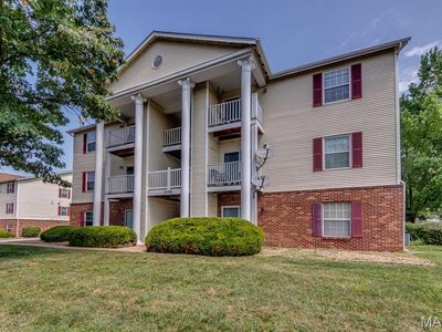 3108 Edwards Pl APT 201, Maryland Heights, MO, 63043