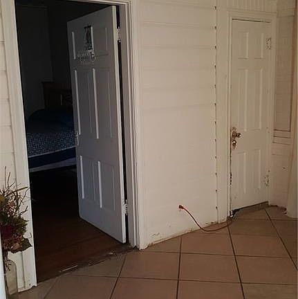 5th image of 1316 Woodland Ave