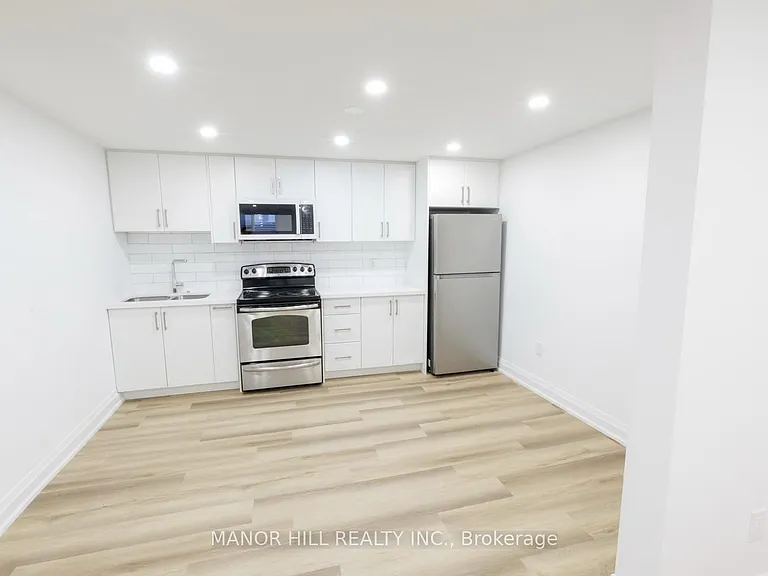 654 Eaglemount Cres — Photo 5