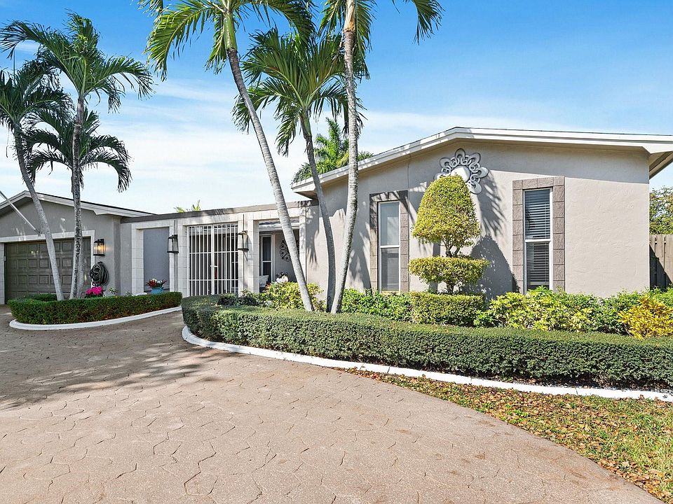 1st image of 1400 NW 114th Avenue