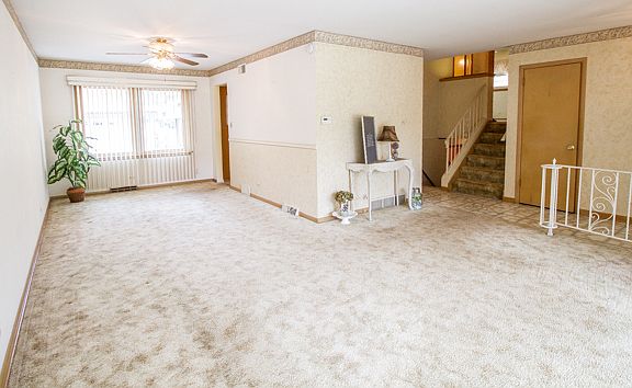 5th image of 2529 Hawthorne Ave