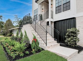 1107 Grovewood Ln, Houston, TX 77008