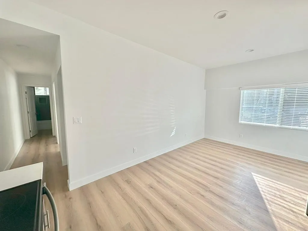 3926 Inglewood Blvd — Photo 4