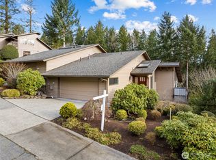 18 168th Ave NE, Bellevue, WA
