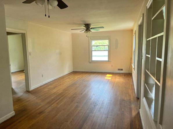 396 Turnpike Rd