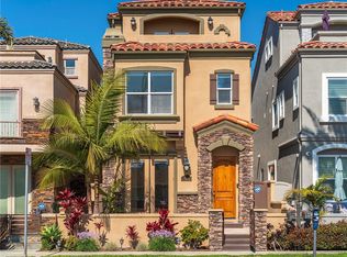 317 2nd St, Huntington Beach, CA 92648