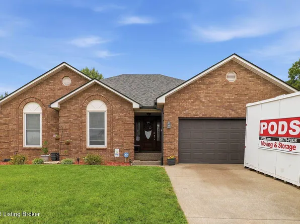 5127 Hunters Point Cir, Louisville, KY 40216