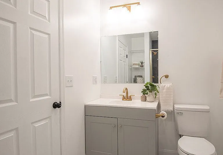 323 N Mulberry St #1 — Photo 18