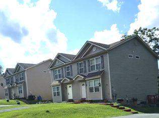 12 Westfield Ct, Rock Hill, NY 12775