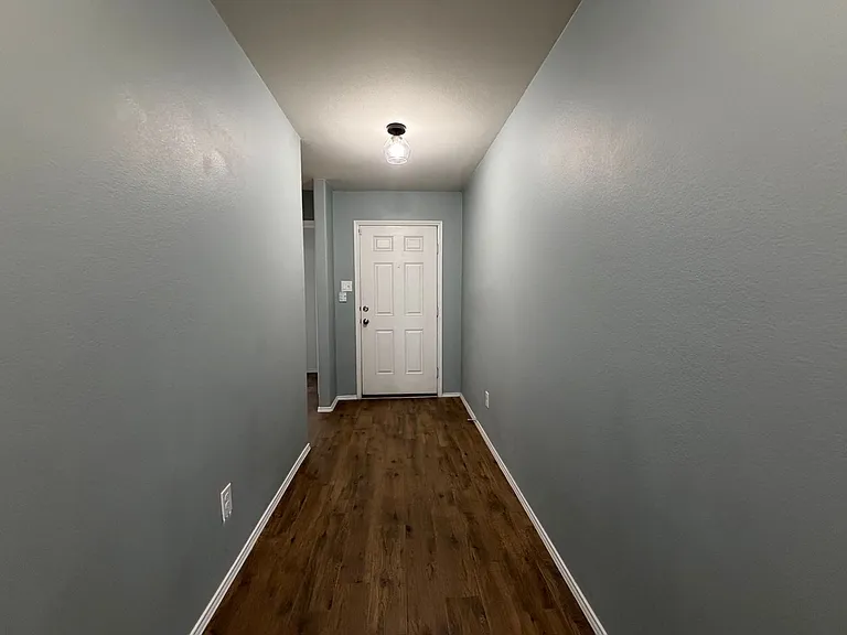 9913 Amosite Dr — Photo 6