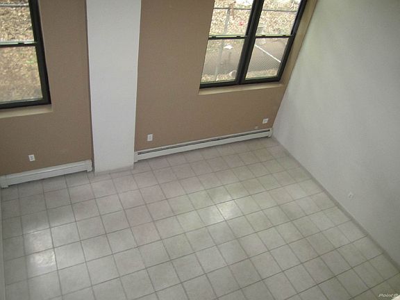 5th image of 10005 92nd Ave APT 102