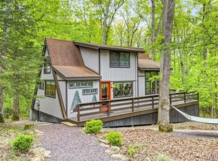 634 Wunderbar Point Dr, Innsbrook, MO 63390