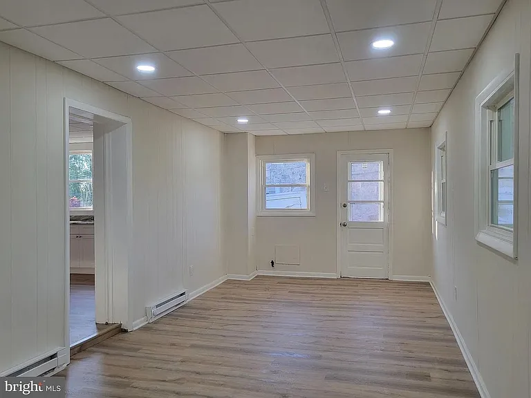 317 S 4th St — Photo 14