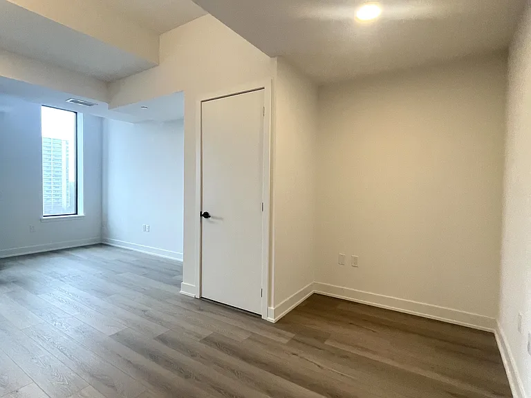 758 Dovercourt Rd #608 — Photo 7