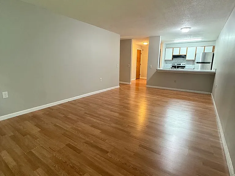 10 Grand St — Photo 6