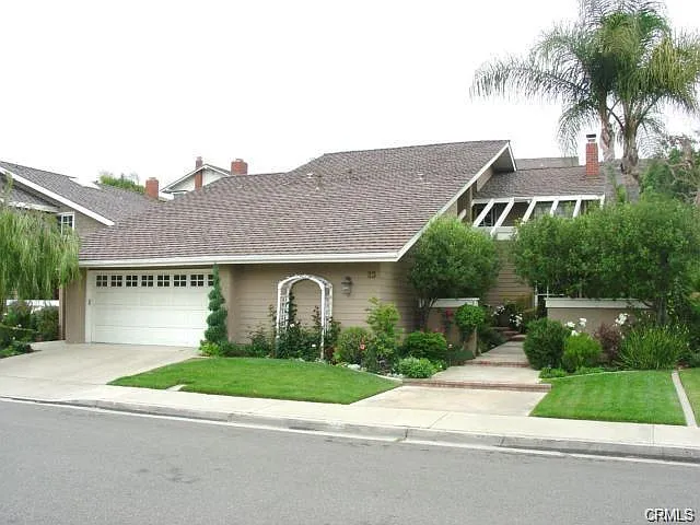 23 Cedar Rdg — Photo 4