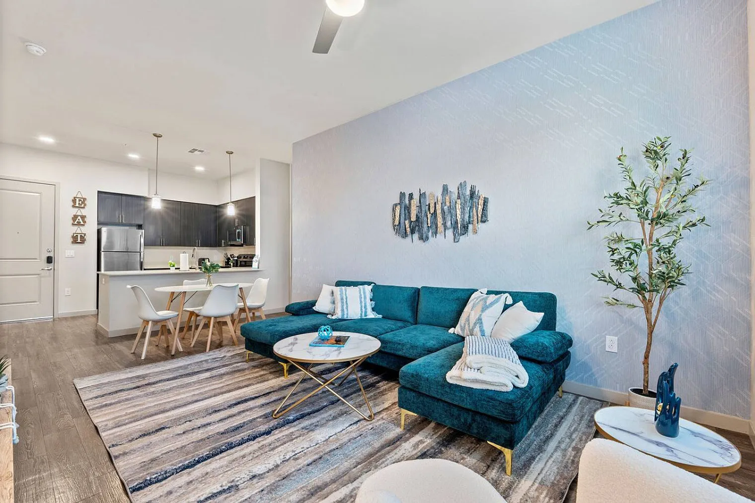 2 bed, 2.0 bath, $4,005 — Photo 1