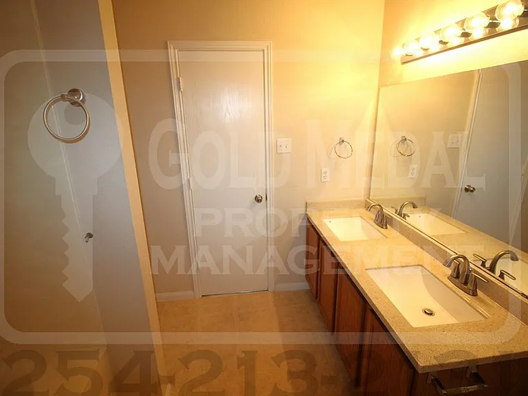 505 Perseus Dr — Photo 26