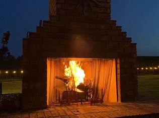 1926 Old Union Rd, Paris, TN 38242