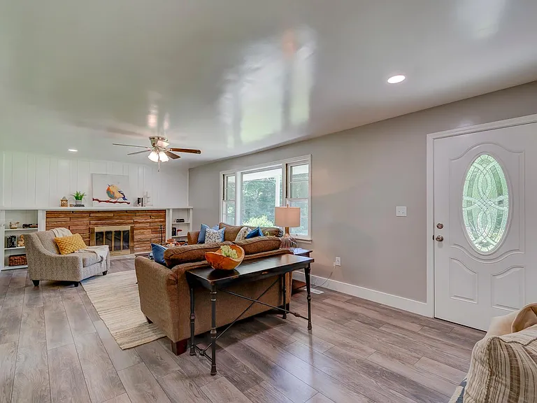 5730 Davida Rd — Photo 8