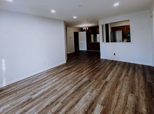 1622 Waterford Dr, Edison, NJ