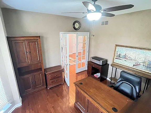 5th image of 50484 Livingston Dr