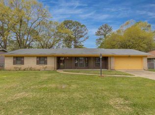 5143 N Hill Dr, Jackson, MS