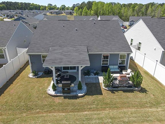5th image of 2274 Hemming Way