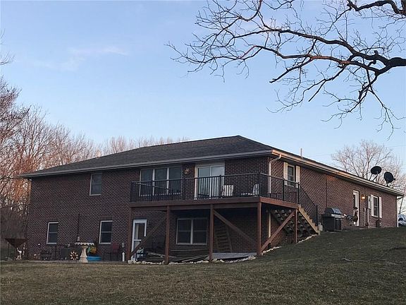 4th image of 1267 Hayes Dr