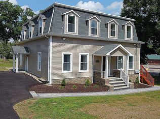 43 Perrin Ave, Pompton Lakes, NJ 07442
