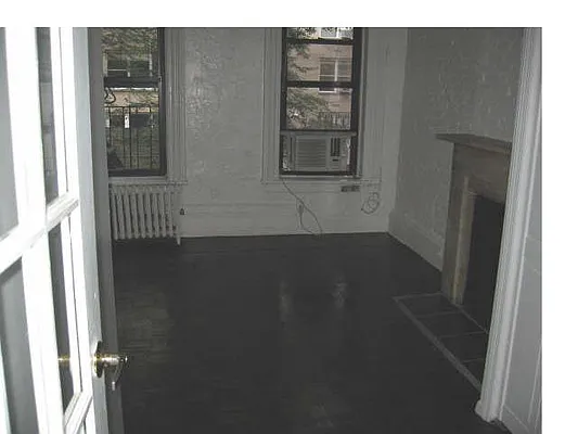 Rented by HF International Realty Ltd | media 20