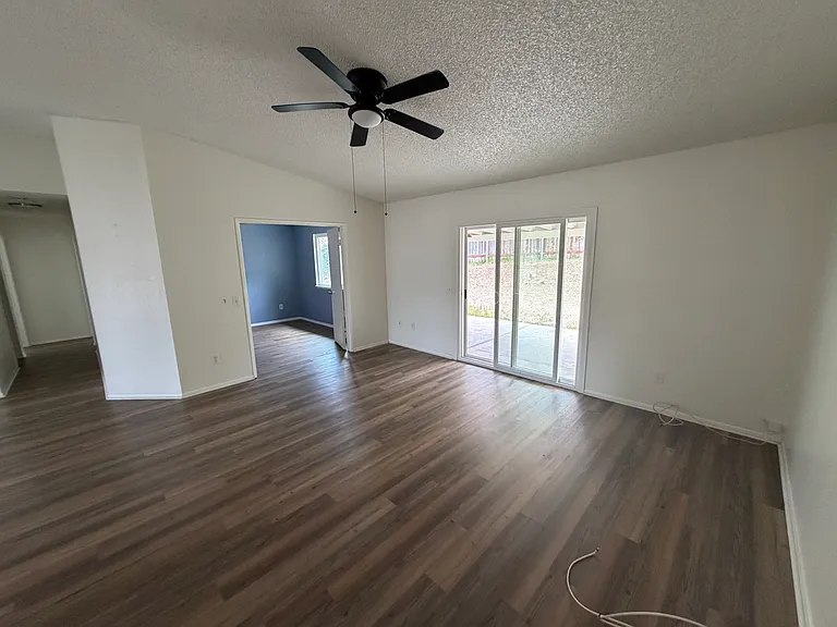 11981 Kenwood Dr — Photo 6
