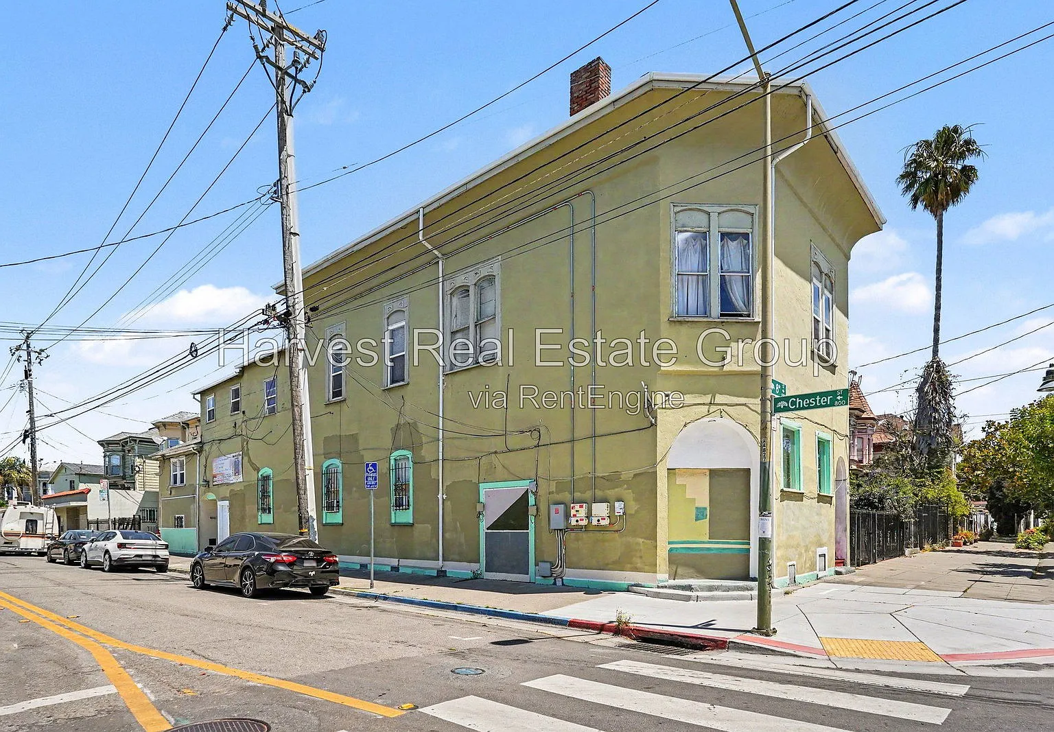 2 bed, 1.0 bath, 685 sqft, $2,100 — Photo 1