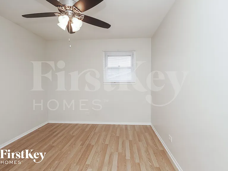 5724 Edward Dr — Photo 11