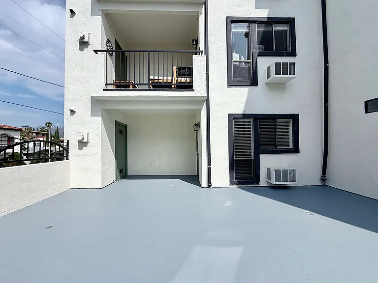 Mansfield Terrace Apartments — Photo 56