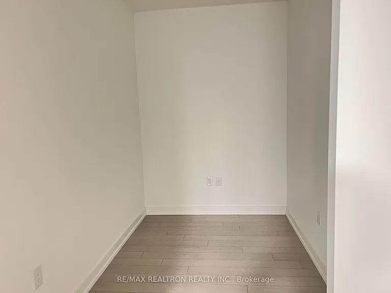 4010 Eglinton Ave W #1012 — Photo 7