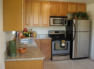 222 Ball St APT D, Grapevine, TX 76051