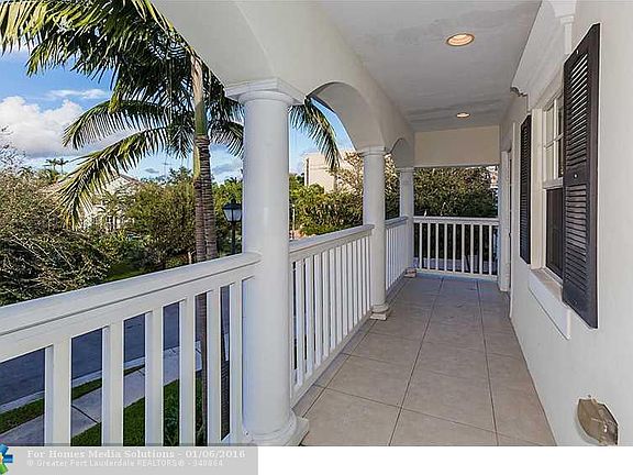 3rd image of 1312 SW 23rd Ct
