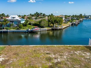 609 Spinnaker Dr, Marco Island, FL 34145
