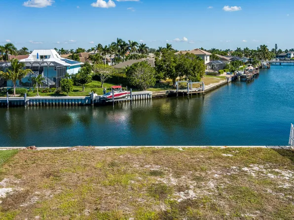 609 Spinnaker Dr, Marco Island, FL 34145