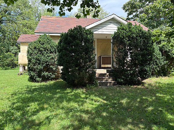4th image of 40114 Braddock Rd