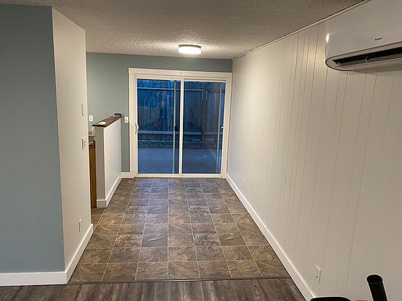 4th image of 3204 P St #3206