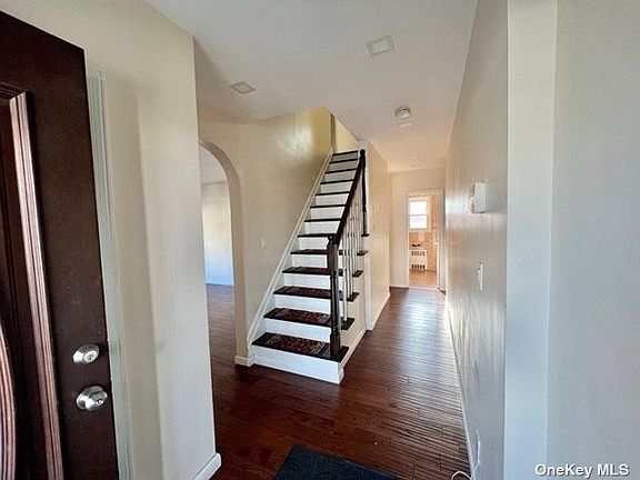4th image of 24516 81st Ave
