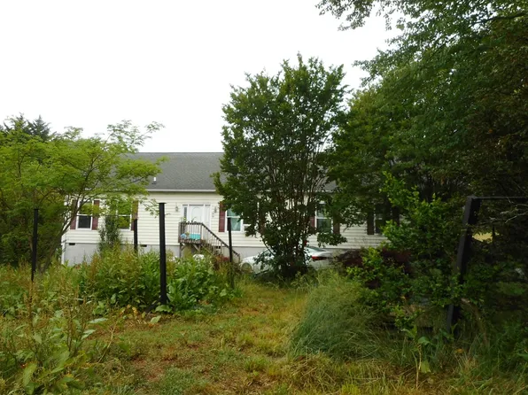 20 Saxon Hl, Fairview, NC 28730