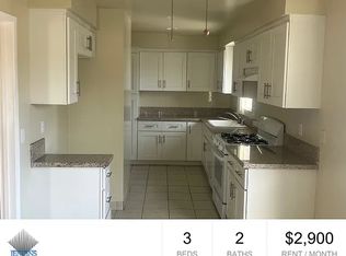 12615 Grevillea Ave #9, Hawthorne, CA 90250