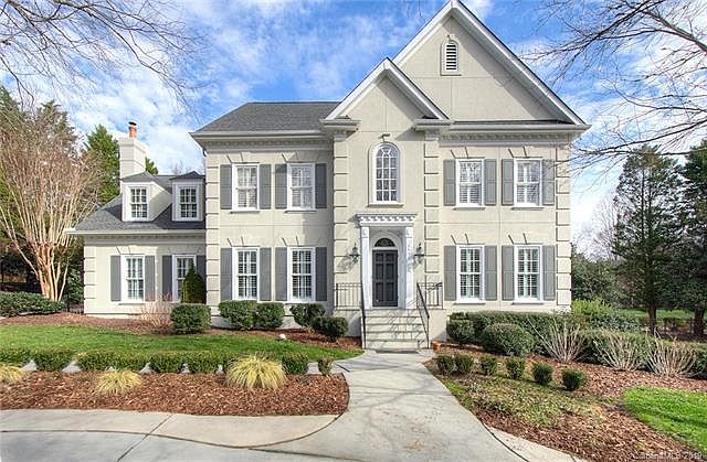1st image of 3831 Moorland Dr