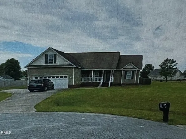 406 Ranson Court, Grimesland, NC 27837