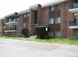 750 Pleasant Ave APT 202, Kalamazoo, MI 49008