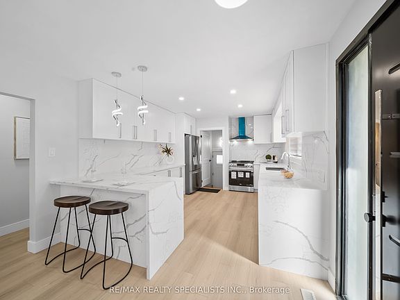 5th image of 5361 Bromley Rd