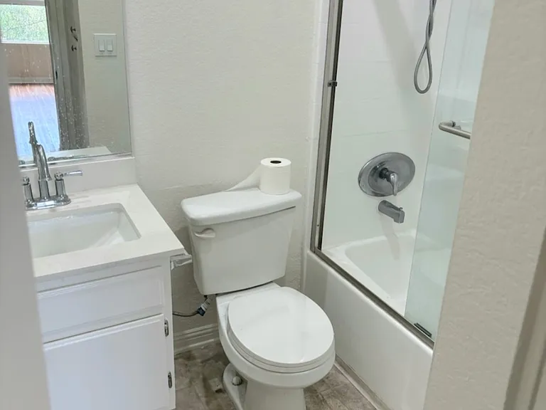 22859 Del Valle St #231 — Photo 8